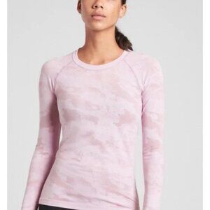 Athleta Womens Long Sleeve Seamless Top Pink Camo Print Size S